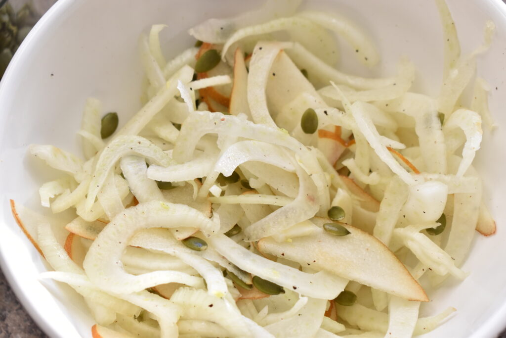 Easy pear and fennel salad
